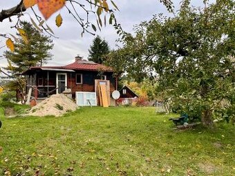 Stavební pozemek na Novém Hradci – klid, příroda a výhledy - 1