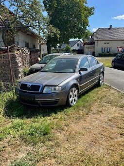 Škoda Superb 2.5TDI 120kw na opravu nebo ND