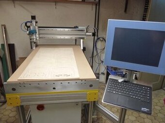 CNC frézka