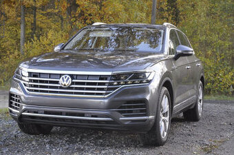 VW Touareg V6, 3.0 TDi 4M , 210kW,  8/2019, odpočet DPH