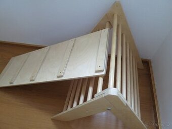 Piklerův trojúhelník prolézačka se skluzavkou - TOP stav