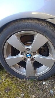 Kola BMW ORIGINÁL zimní 225/50 R17