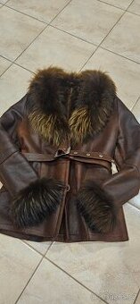 Kožený kabatek s pravou kožešinou