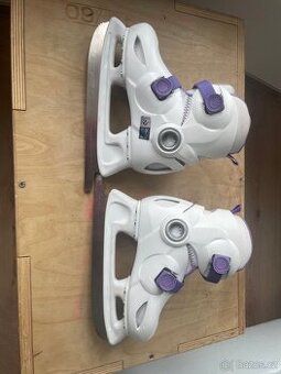 Prodám dětské dívčí brusle OXELO - Decathlon