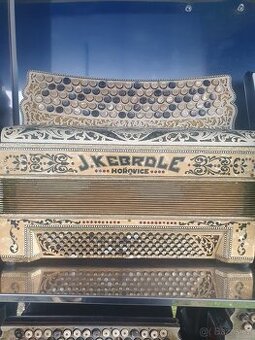 Knoflíková harmonika Kebrdle