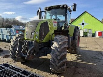Traktor  claas  840