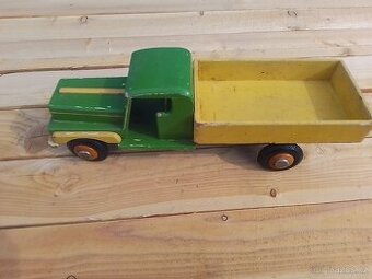 Starý Dřevěný Náklaďák