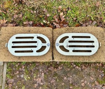 CZ 175 skútr prase riksa - boční kryty