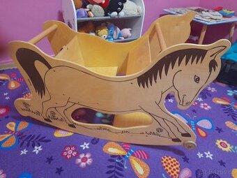 Dřevěný houpací kůň 3v1