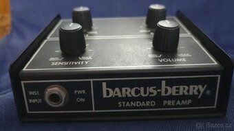 Barcus-Berry 1330 předzesilovač