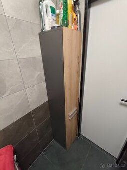 Koupelnová skříňka - 1 měsíc použitá