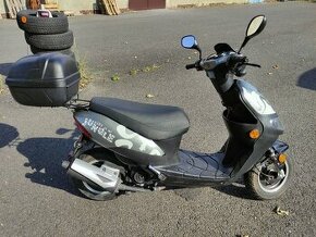 Skútr City Jungle LJ50QT-E, 50ccm