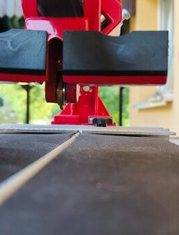 Pofesionální začka obkladů a dlažby 60mm