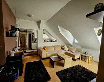 Pronájem mezonetového bytu 3+kk, 62 m² – Mařatice, Uherské H