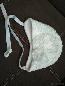 Dívčí čepička Broel