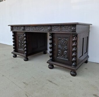 Unikátní viktoriánský psací stůl GREEN MAN