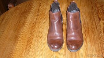 Kožené kotníkové boty