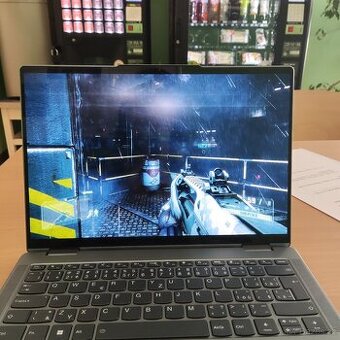 Lenovo/2.8k OLED Dotykový 2v1 /Ryzen 7/16GB /1 TB