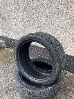 Letní pneu 235/40 r18