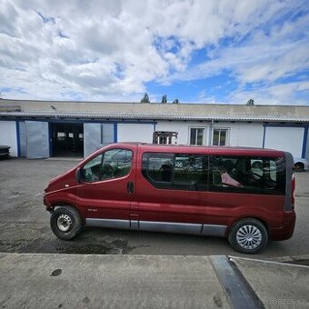 RENAULT TRAFIC, R. 2009, 107 KW, 2.5, TYP: G9U B 6 na ND