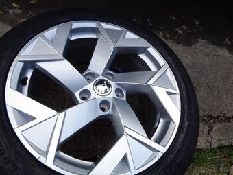 Trisuli originální 18 nové letní kola 5x112 škoda Superb