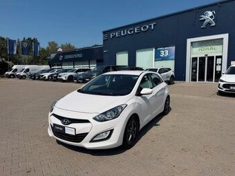 Hyundai i30, 1.4CVVT 100 MAN6 Trikolor