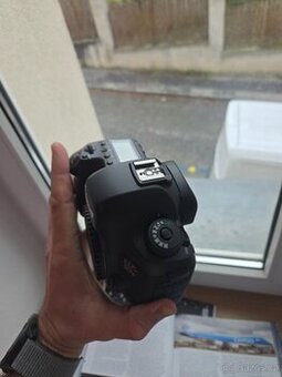 As new. Canon 5DS 50Mpx Full-Frame
