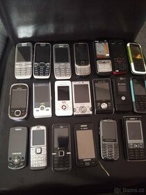 Prodám 20 mobilů na ND . - 1