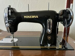 Minerva - plně funkční šicí stroj