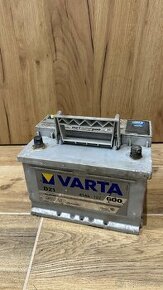 Autobaterie Varta D21 61Ah 12V