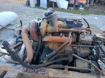 Motor Avia 31 turbo.