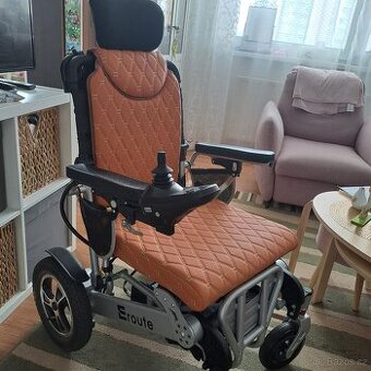 Elektrický invalidní vozík