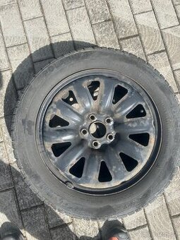 Zimní pneu + disky Fabia 3 (185/60/15)