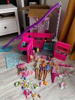 Barbie XXL karavan snů + Mattel Barbie a doplňky
