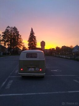 VW bus T1 ponorka rok 1958