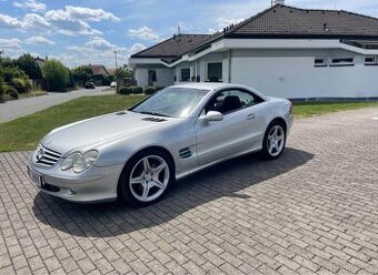 Mercedes SL 500 R230 – luxusní kabrio, V8