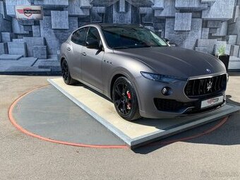 Maserati Levante Levante S, 316KW, VÝBAVA