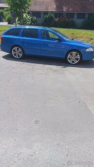 Octavia combi RS - bouraná levá zadní náprava