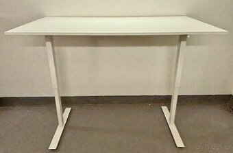 Výškově nastavitelný stůl Ikea Trotten