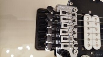 Fender Stratocaster, Floyd Rose, Superstrát made in Mexico
