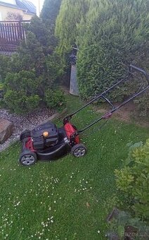 MOUNTFIELD BENZÍNOVÁ SEKAČKA S POJEZDEM