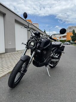 e-moto, VMoto, elektrická motorka Super Soco TC Max