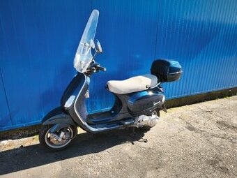 Vespa LX 125 (2008) plexi, kufr VÝPRODEJ