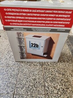 Poštovní schránka, podsvícené domovní číslo