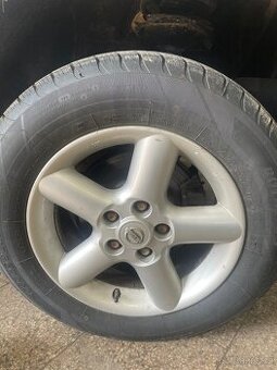 Alu kola + gumy 5x114,3 R16 nissan xtrail