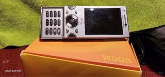 Mobilní telefon Sony Ericsson W995 - 1