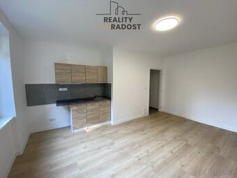 Pronájem bytu 1+kk 23 m2 Družstevnická v Havířově, Pronájem