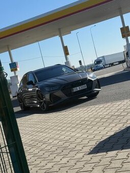 AUDI RS6 performance 463kw 2024 16TKM DPH