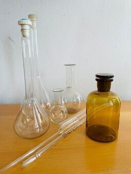 Chemické, laboratorni sklo – sada