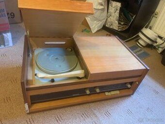 Gramoradio Tesla Opereta 1021 A